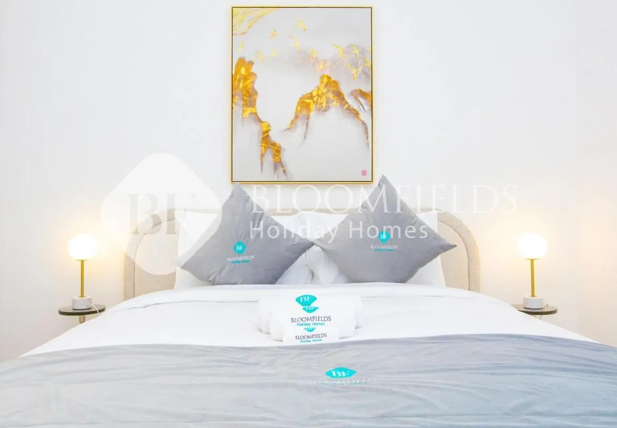 Bloomfields Waves & Whispers 1Br Water Edge Apartment Abu Dhabi