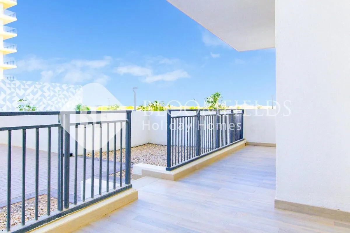 Bloomfields Waves & Whispers 1Br Water Edge Apartment Abu Dhabi